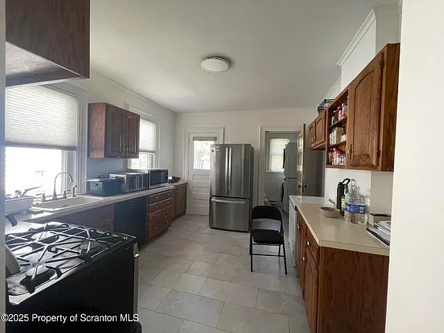 1218 Schlager St #1 — Photo 2