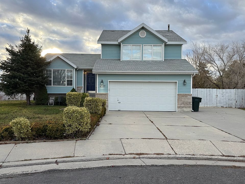 1st image of 4517 W Blue Lake Ln