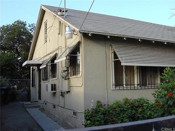 4th image of 585 W 10th St