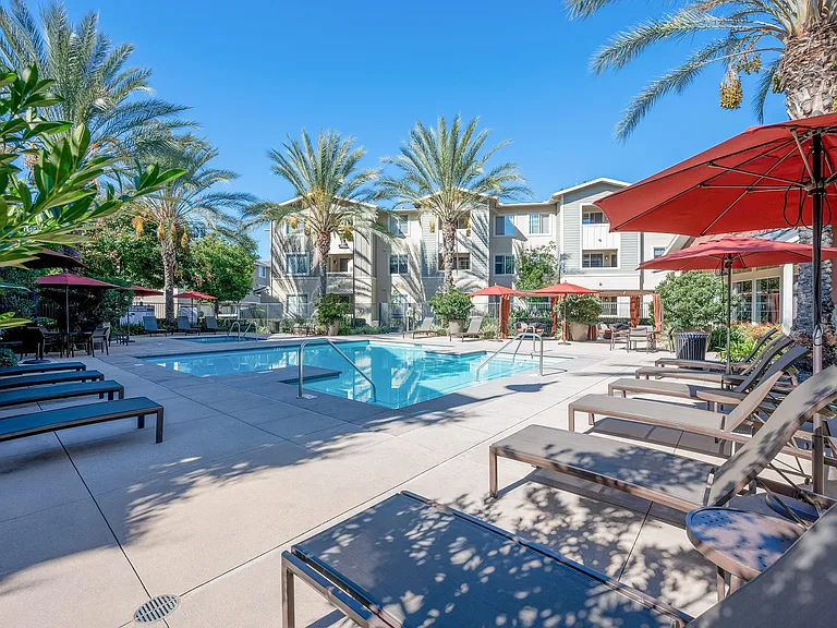 Sendero Gateway Apartment Homes — Photo 11