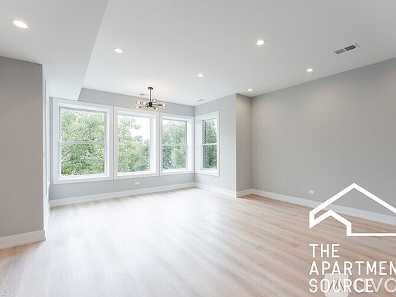 4th image of 3214 W Palmer St #1R