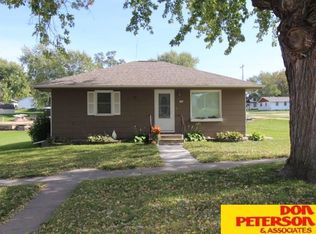 307 S Madison Ave, Hartington, NE 68739