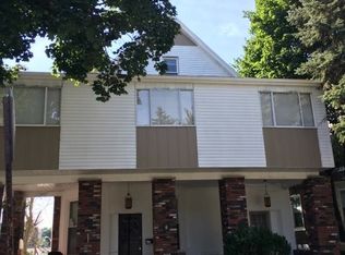 303 5th Ave #1, Carnegie, PA