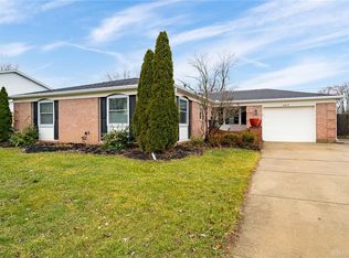4854 Pennswood Dr, Dayton, OH 45424