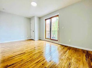 3052 Brighton 3 St #3, Brooklyn, NY 11235