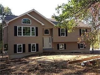 1st image of 760 Orchard Dr