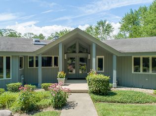 3328 Country Ln, Long Grove, IL 60047