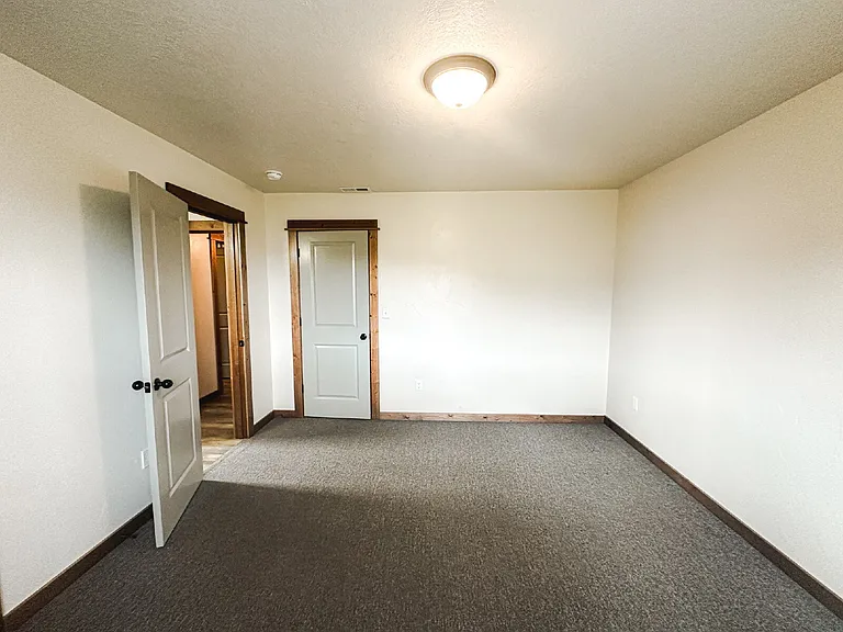 86 Tuke Ln #B — Photo 23