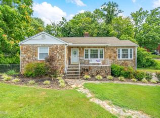102 Busbee Rd, Knoxville, TN 37920