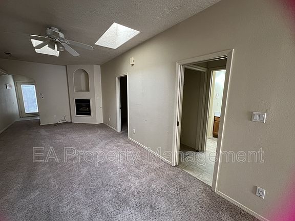 5th image of 10316 Gutierrez Rd NE