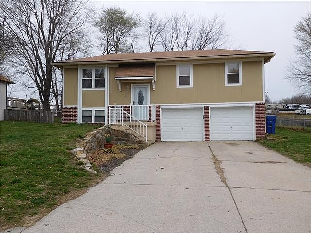 1st image of 1112 Golfview Dr