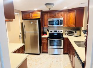 10777 W Sample Rd APT 312, Pompano Beach, FL 33065