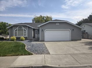 708 Cherokee Ln, Twin Falls, ID 83301