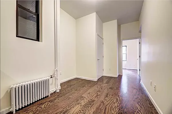 Rented by REAL New York | media 18