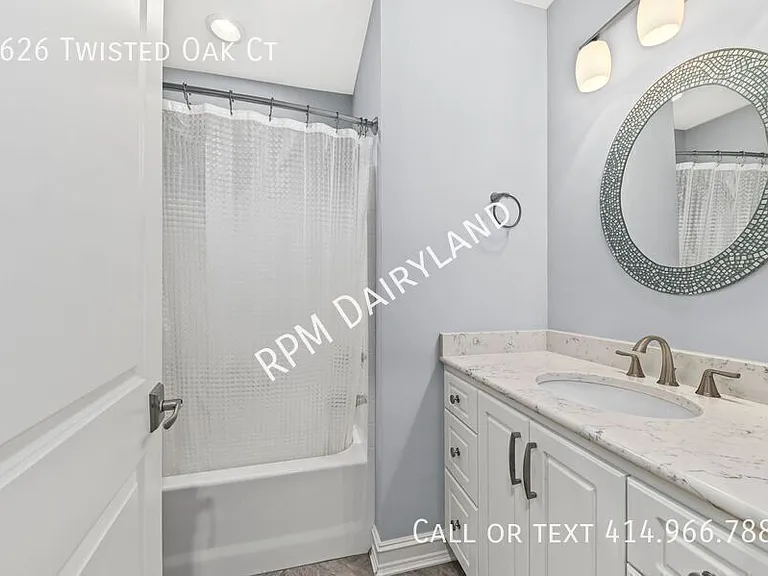 1626 Twisted Oak Ct — Photo 39