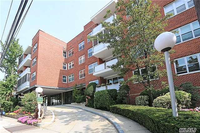 1st image of 1 Kensington Gate APT 221