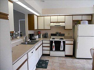4th image of 255 Hidden Springs Cir