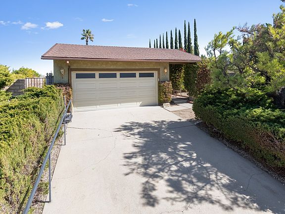 3rd image of 7654 Atron Ave