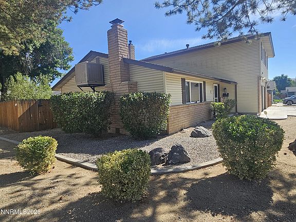 3rd image of 840 El Cortez Way