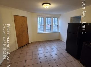 628 W Harrison Ave #1, Milwaukee, WI 53215