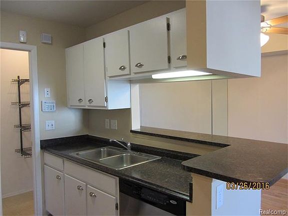 4th image of 22161 Atlantic Pointe #1