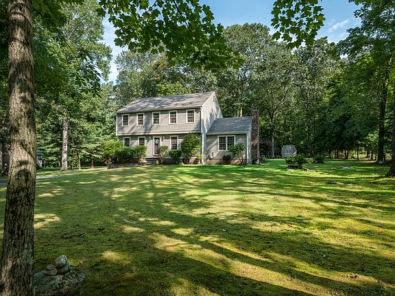 30 White Cedar Drive