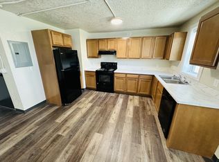 1006 N 2nd St #1A, Aberdeen, SD 57401