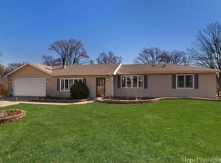 2N125 Linda Ln, Carol Stream, IL