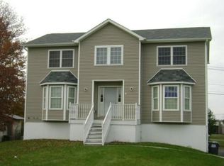 9 Milo Dr, Middletown, NY 10941