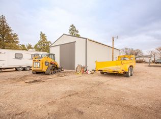 202 E 2nd St, Trenton, NE 69044