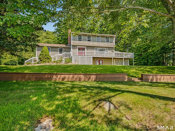 2nd image of 241 Upper Pattagansett Road