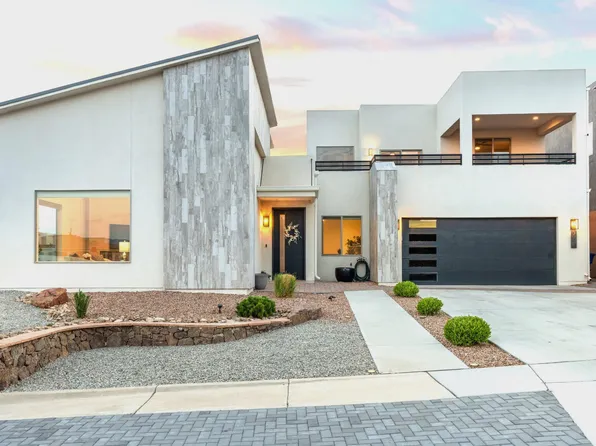 9901 Clearwater St NW, Albuquerque, NM 87114