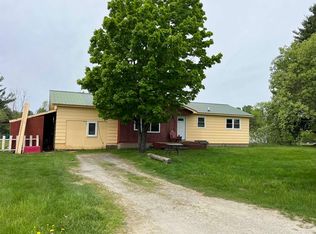 8 Learned Dr, Westford, VT 05494