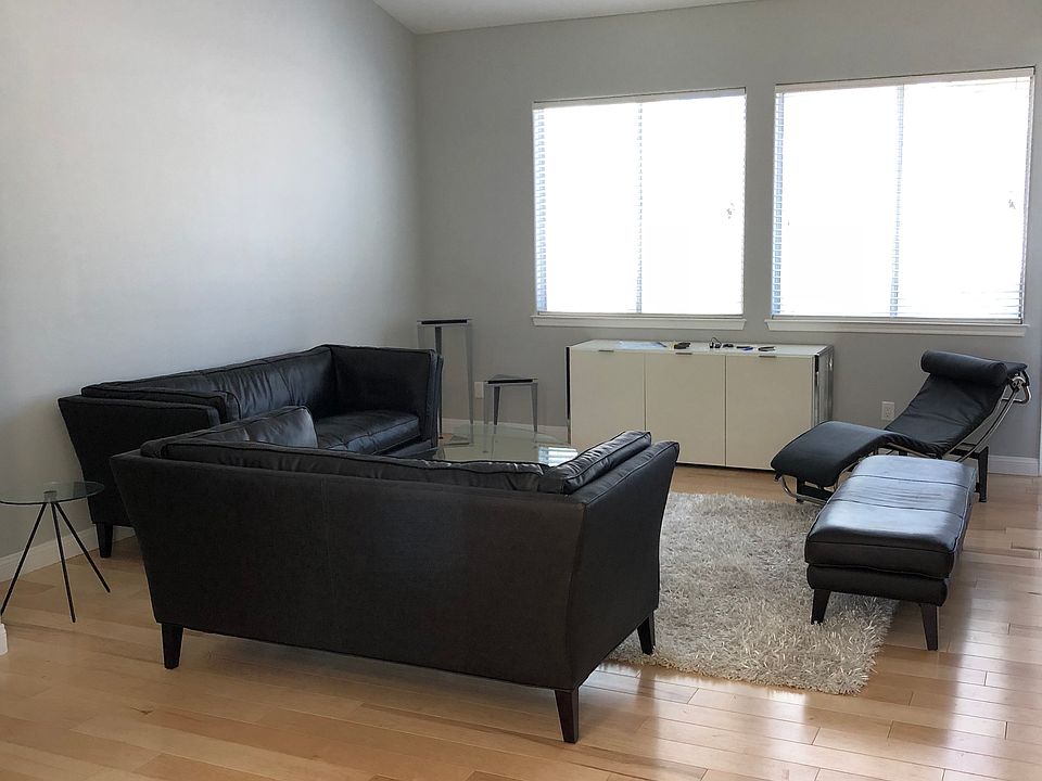 1st image of 1604 Saint Katherine Cir