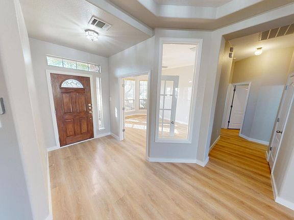 4th image of 20717 Bellerive Dr