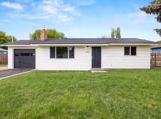 3831 Sturdivant Ave, Klamath Falls, OR 97603