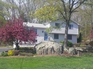 49 McAndrew Rd, Braintree, MA 02184