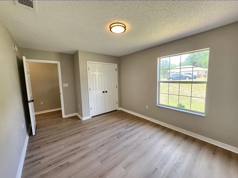 202 Cabana Way — Photo 8