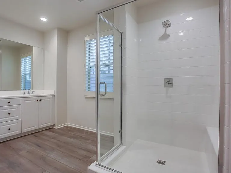 693 Gemstone Dr — Photo 16