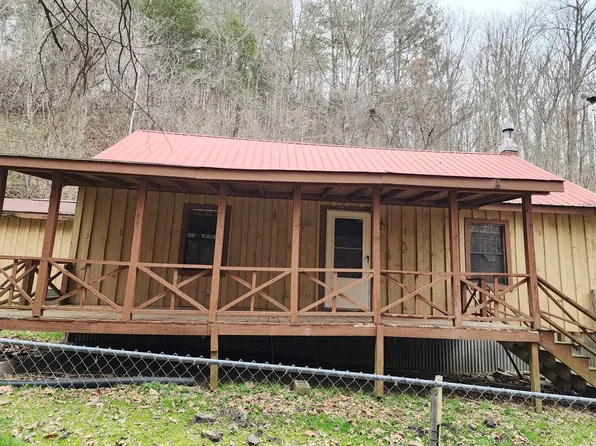 888 Baysinger Rd, Newport, TN 37821