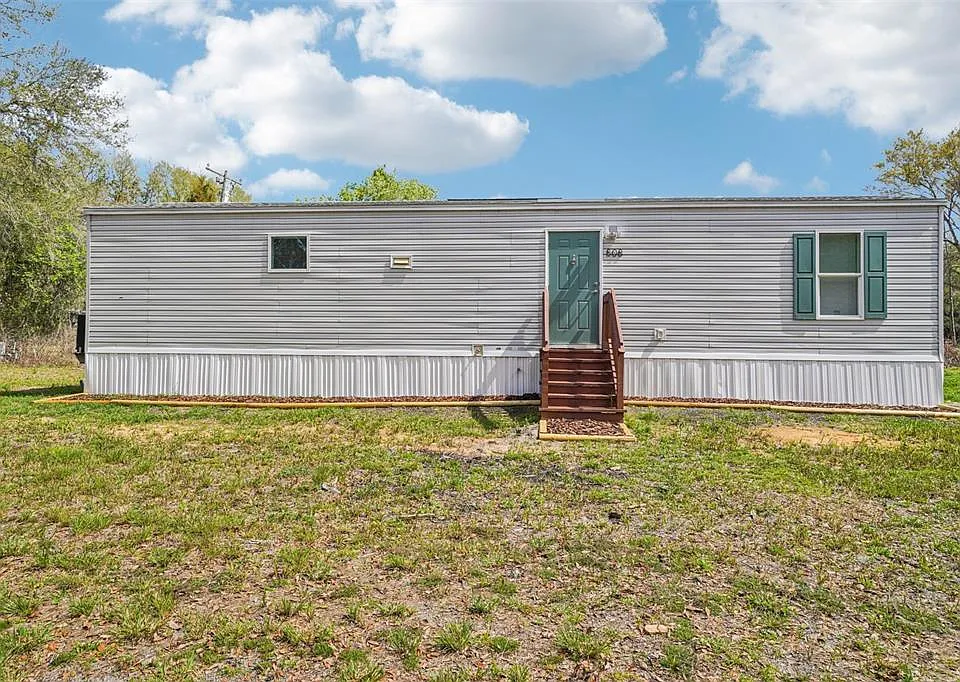 808 SE 124th Ave