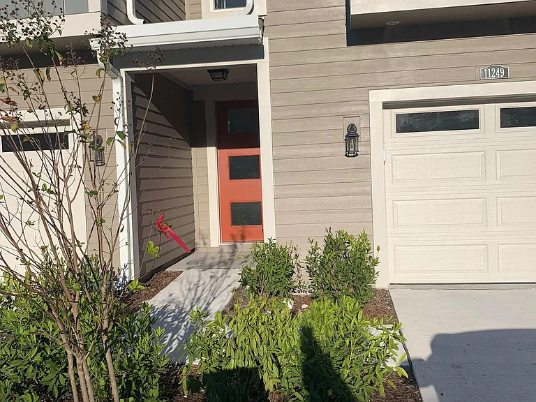 11249 Minnetta Ct #61 — Photo 11