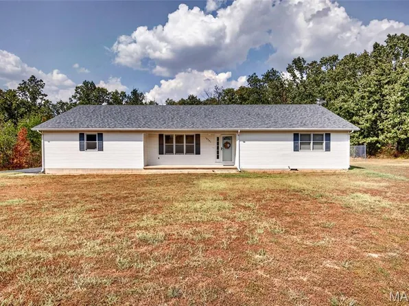 16301 Early Ln, Lebanon, MO 65536