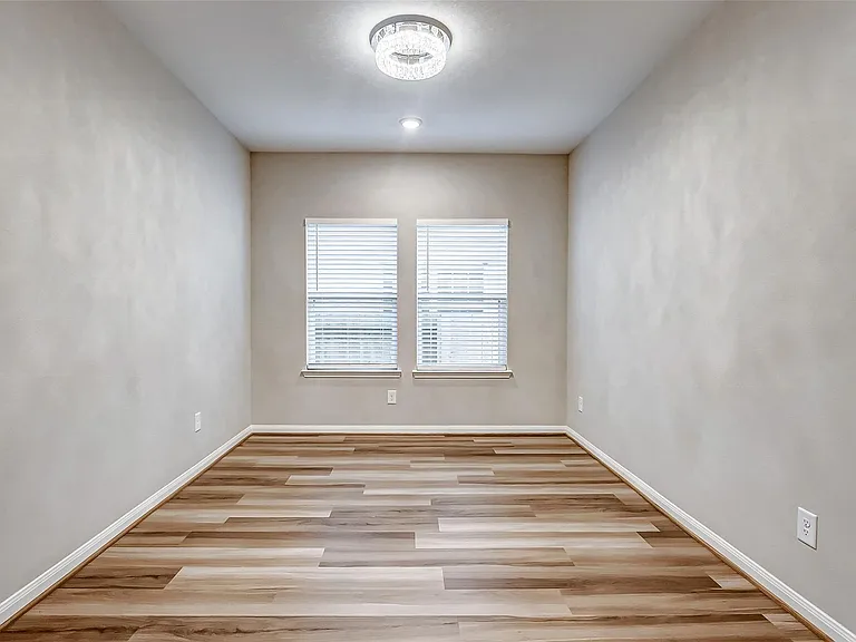 2165 Woodland Pine Dr — Photo 12