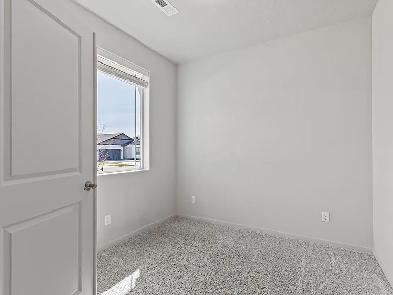 1422 N Corbin Rd — Photo 15