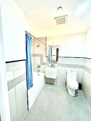 2nd image of 15 Lawton St APT 22A