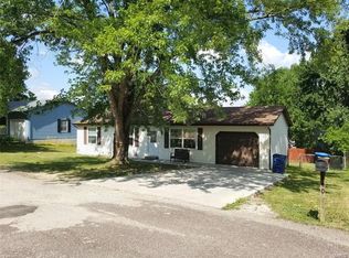 540 Crest St, Saint Clair, MO 63077