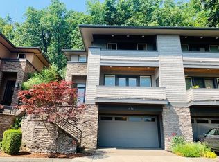 6636 NW Meridian Ridge Dr, Portland, OR 97210
