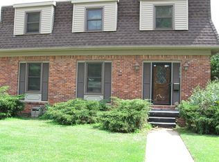 2506 E Cherokee St, Springfield, MO 65804