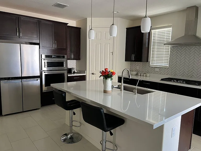 1044 S Sunset Dr — Photo 9
